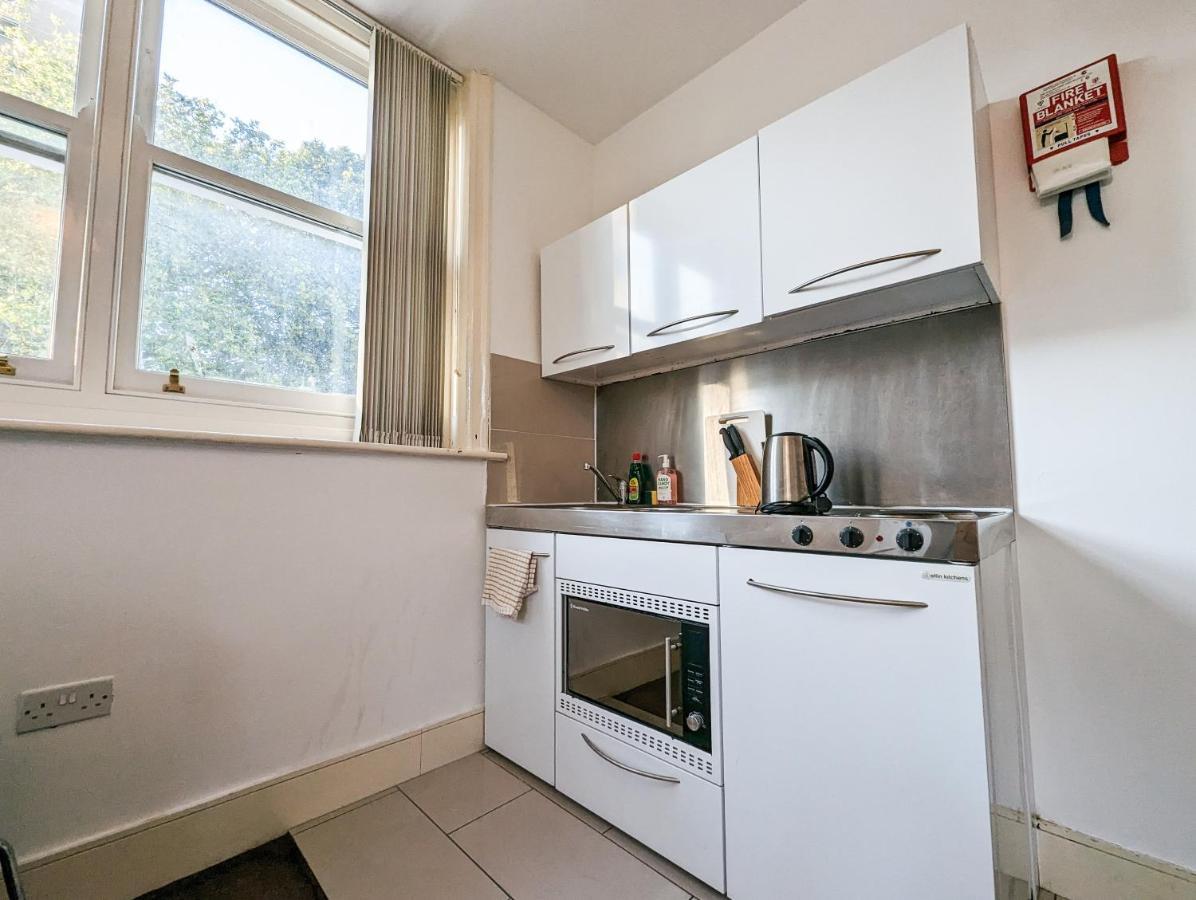 Cozy Central Apartments - With Private Kitchens & Bathrooms Πόρτσμουθ Εξωτερικό φωτογραφία